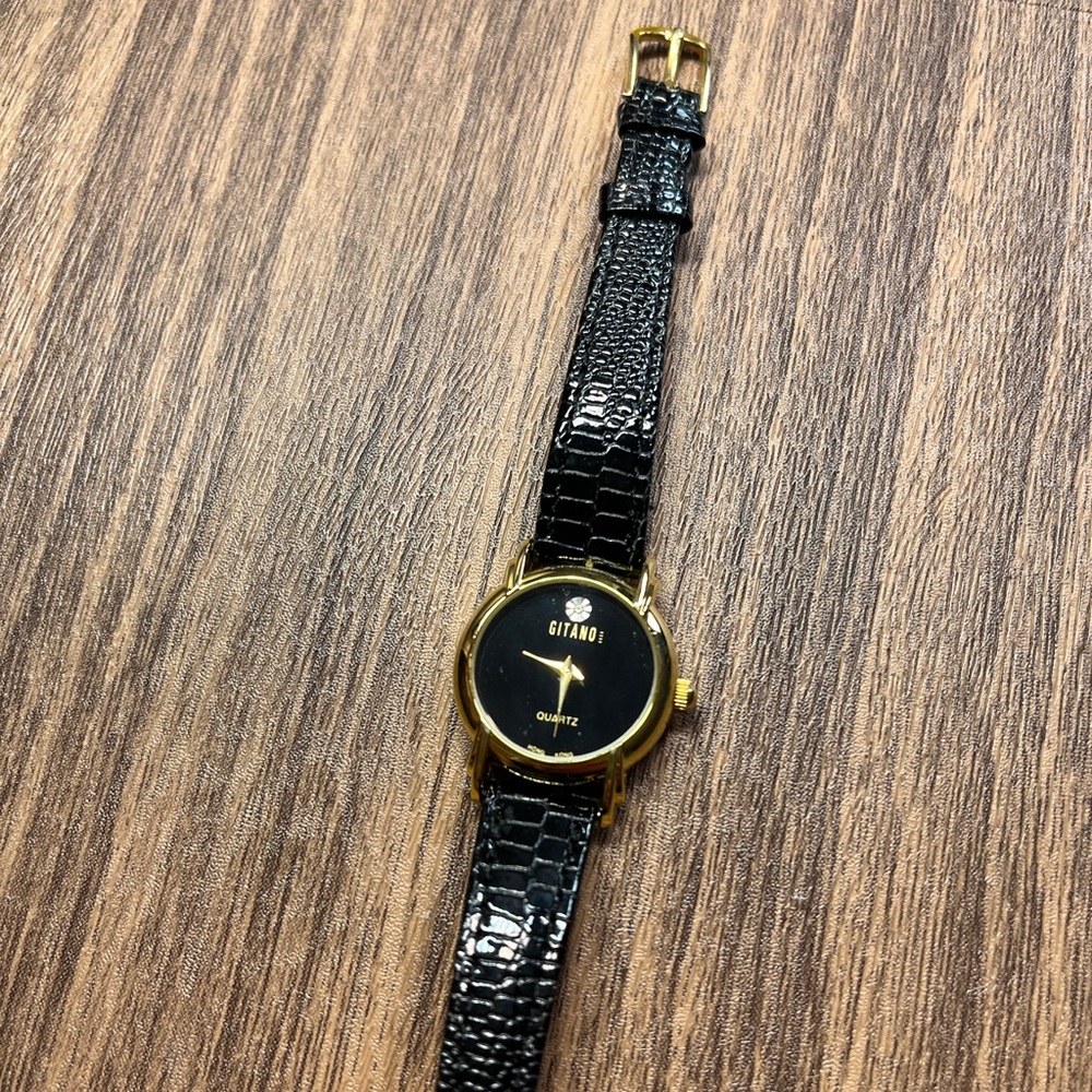 Vintage Gitano Quartz Watch Black Gold With Rhinestone G518L genuine leather